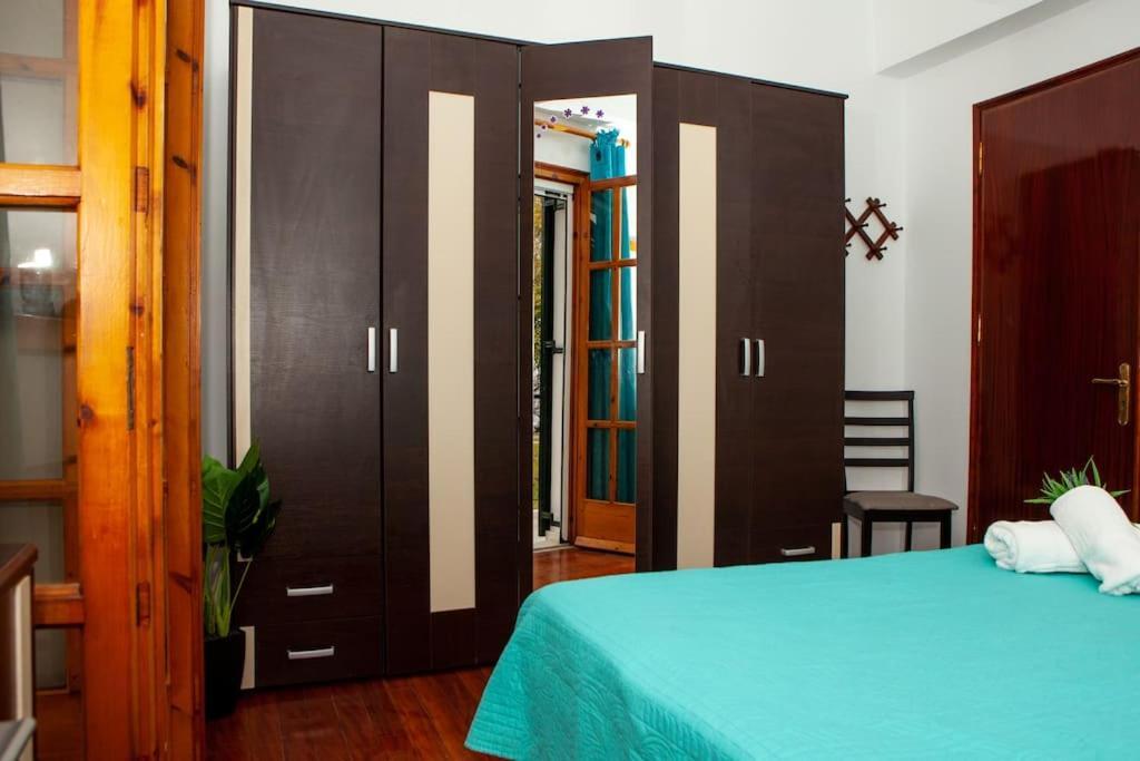 City Center, Sea View Apartment, Amelia! Anemomylos Exterior foto